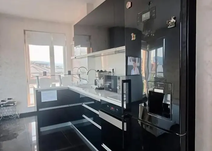 Ahinora Apartament *