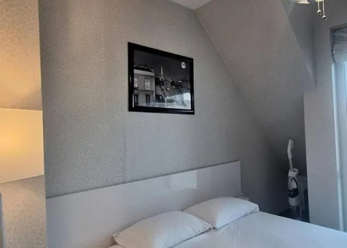 Apartament Ahinora *