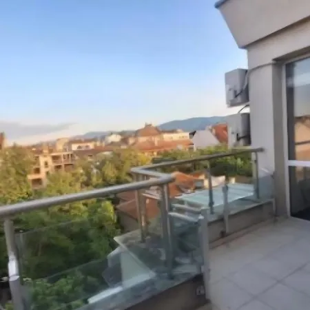 Апартамент Ahinora Пловдив